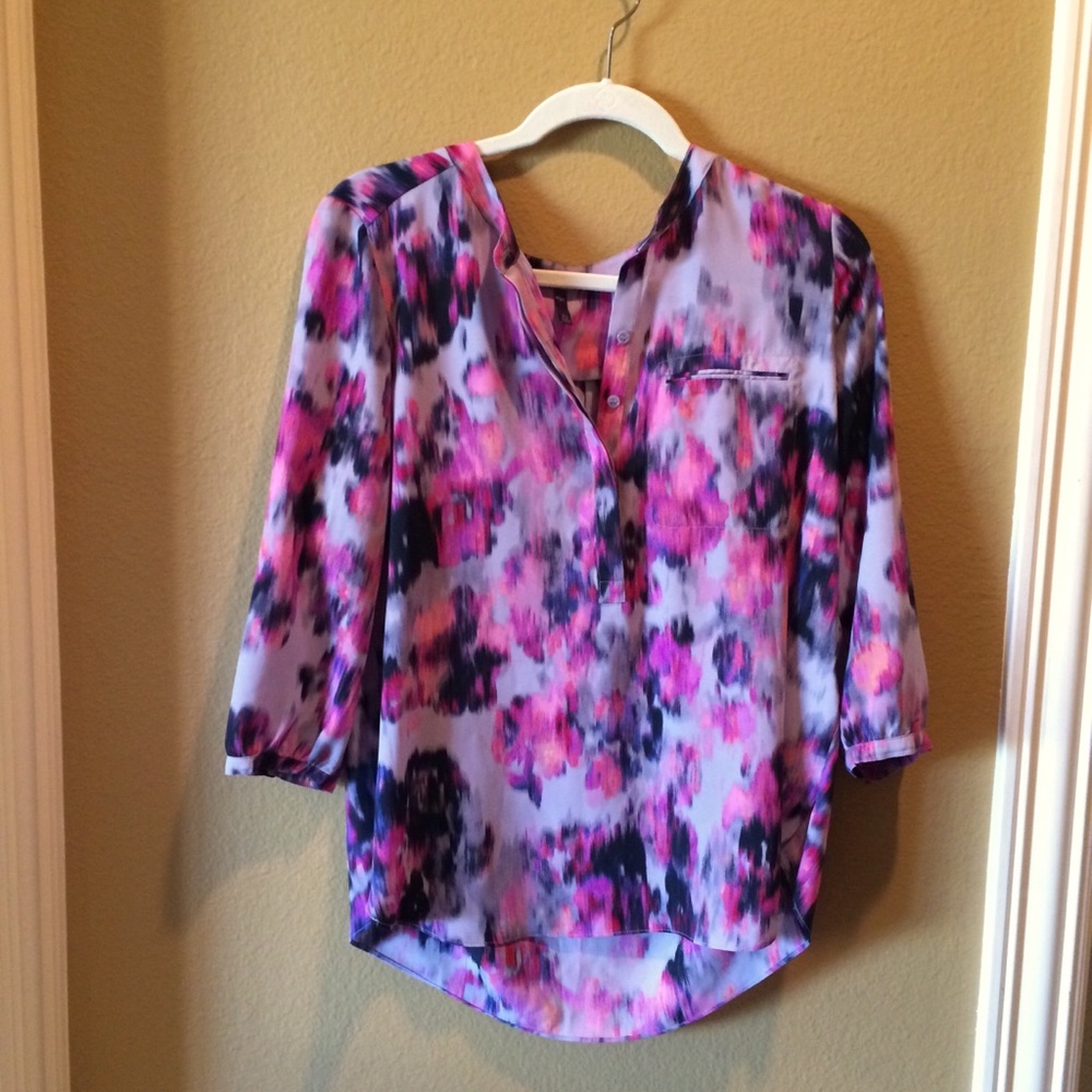 NYDJ Henley Pleated Back 3/4 Sleeve Blouse Petite